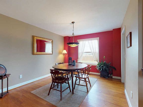5th image of 2822 Iroquois Dr