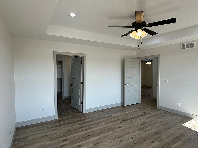 932 Cottage Hill Way — Photo 37