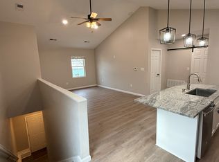 737 Oak St, Columbus, OH 43205