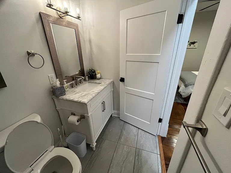 Dennison Ave 866-868 CR — Photo 62