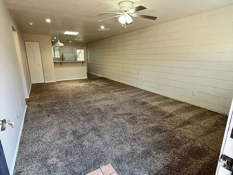 2921 N Geronimo Ave — Photo 14