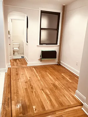 Rented by Metropolis Real Estate of Manhattan | media 53