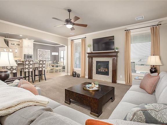 3rd image of 15324 Colonia Bella Dr