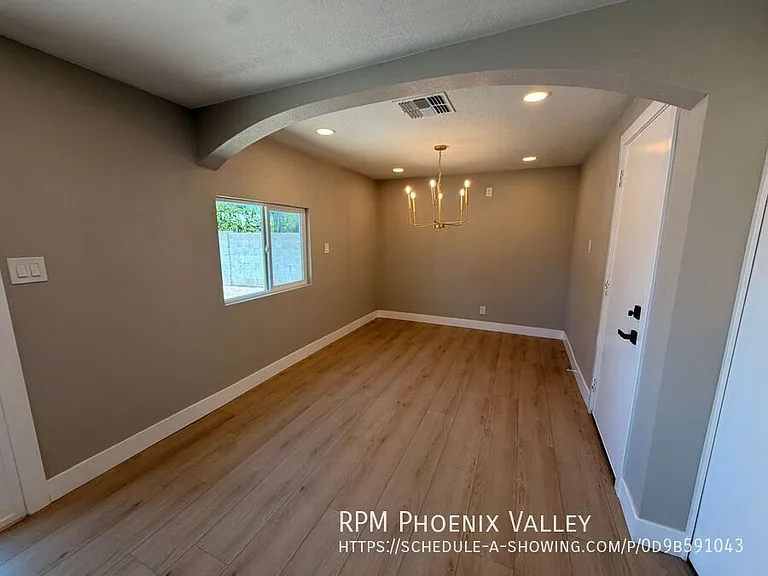 3902 E Joan De Arc Ave — Photo 5