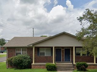 2143 Rockcreek Dr #B, Bowling Green, KY 42101