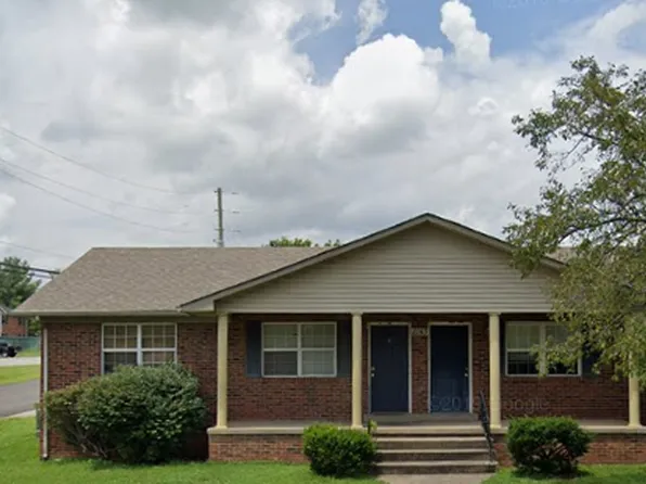 2143 Rockcreek Dr #B, Bowling Green, KY 42101