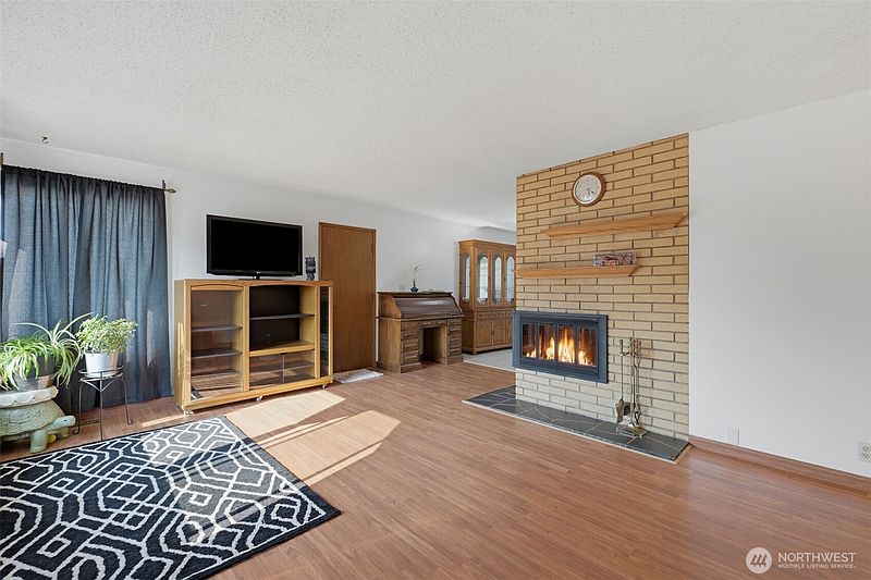 5th image of 3810 Nome Drive