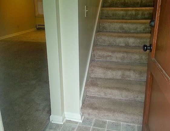 2nd image of 905 N 177th St