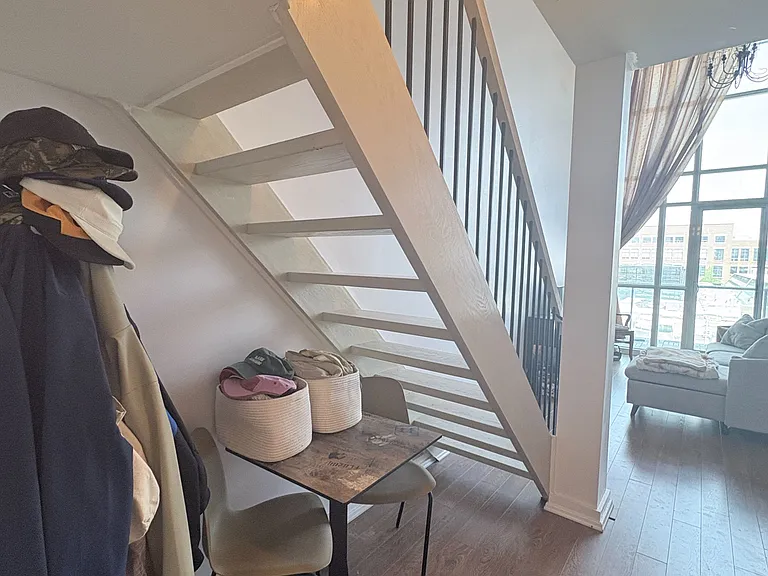 5 Hanna Ave #414 — Photo 4
