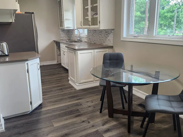 7 Beechwood Dr #UPPER — Photo 10
