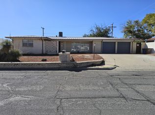 2535 Desert Dr, Las Cruces, NM 88001