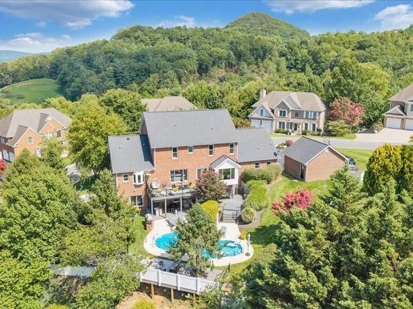 24018 Single Family Homes For Sale - 105 Homes | Zillow