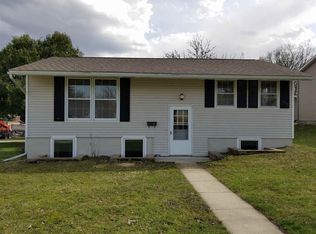 203 Iowa Ave, Decorah, IA 52101