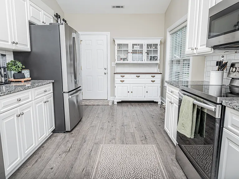 104 Jubilee Pl — Photo 9