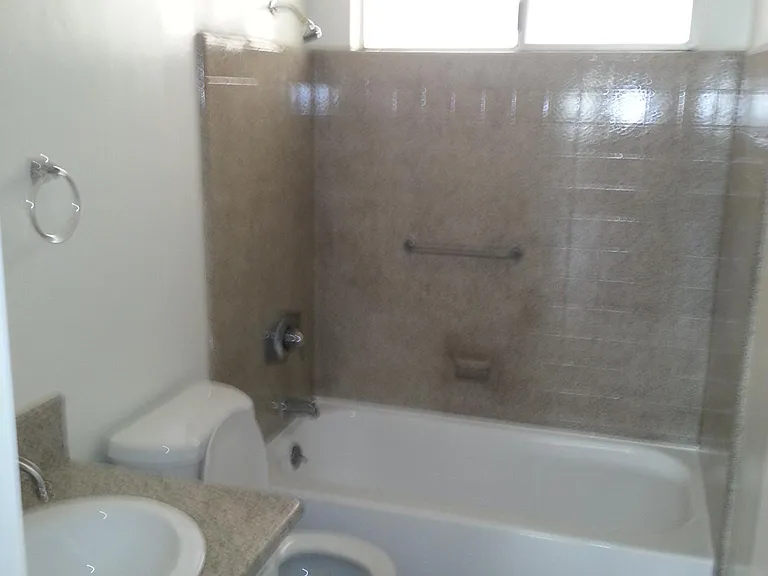 5040 Tujunga Ave #6 — Photo 9
