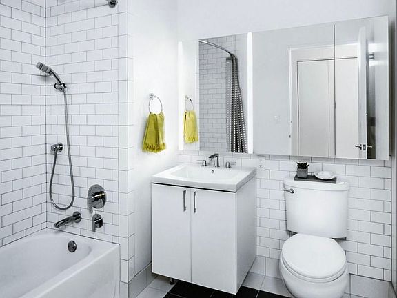 5th image of 70 Pine St APT 2909