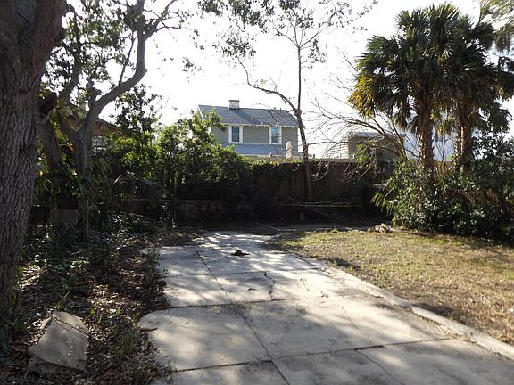 5th image of 144 S Hollywood Ave