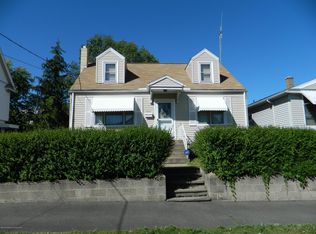 1015 Maple St, Scranton, PA 18505