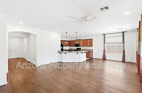 4551 N Luna Rd W Photo 1