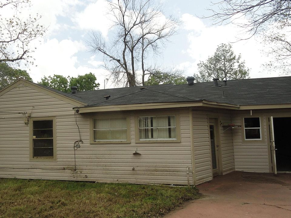 2nd image of 1214 Choate Cir