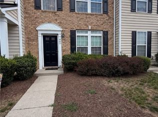 907 Kitty Hamilton Cir, Ashland, VA 23005