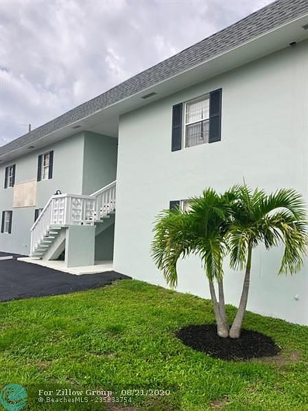 1st image of 2724 Vandiver Dr #2A