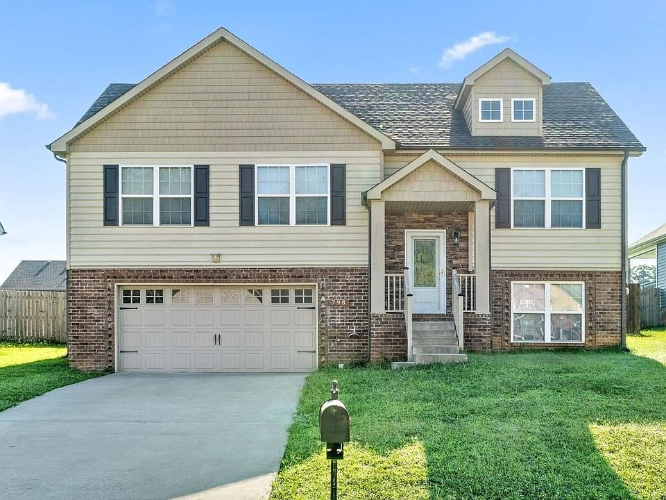 1st image of 798 Banister Dr