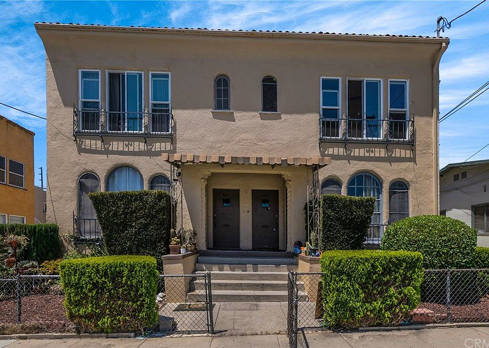1st image of 611 Micheltorena St
