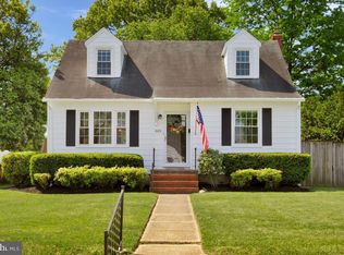 601 Forest View Rd, Linthicum, MD 21090
