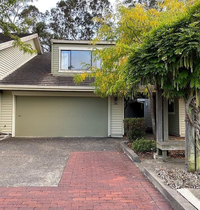 1st image of 74 Eucalyptus Knoll St