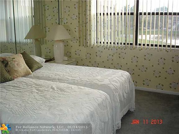 4th image of 10130 Sunrise Lakes Blvd APT 209
