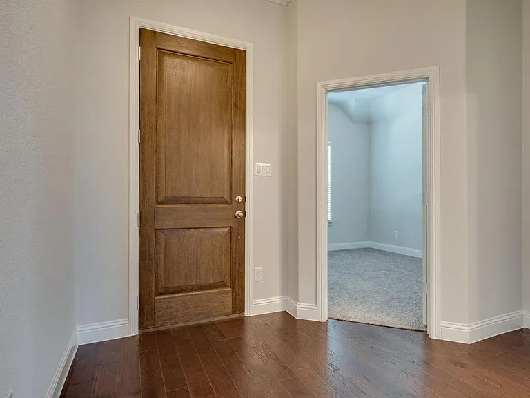 605 Boardwalk Way — Photo 15