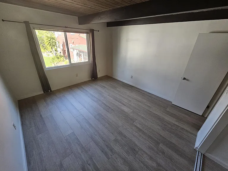673 Palm St #7 — Photo 17