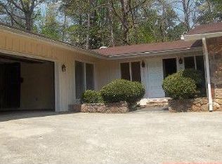 4858 Rondelay Forrest Way, Lithonia, GA 30038