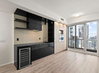 70 Temperance St #4714, Toronto, ON M5H0B1