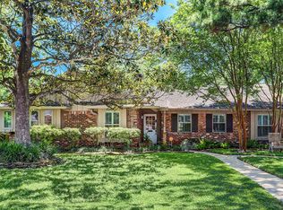 10711 Olympia Dr, Houston, TX 77042