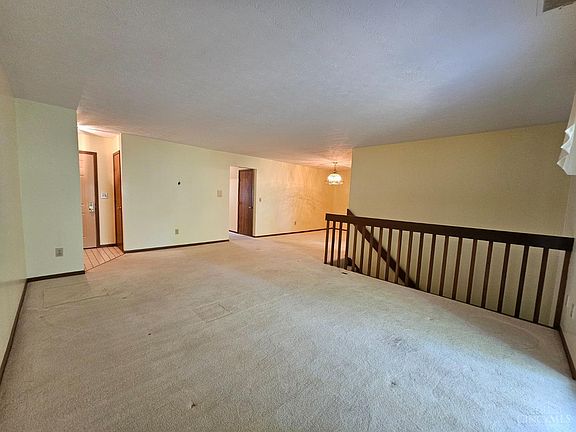 3rd image of 4230 Victorian Green Drive