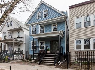 1531 W Victoria St, Chicago, IL 60660