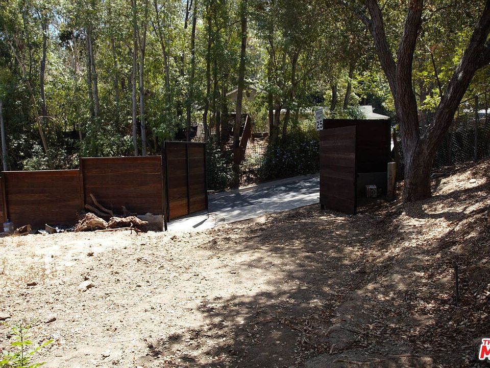 1st image of 10719 Wrightwood Ln