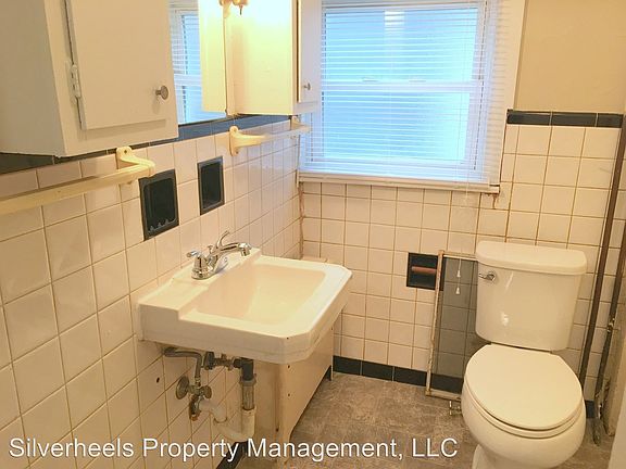 5th image of 205 Scammel St APT 3