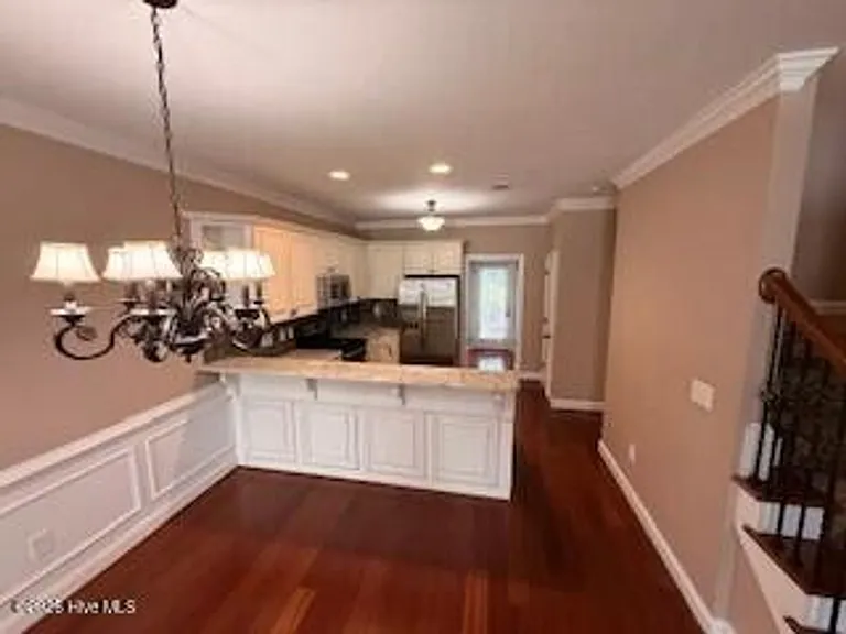 817 Mayo Ln — Photo 11