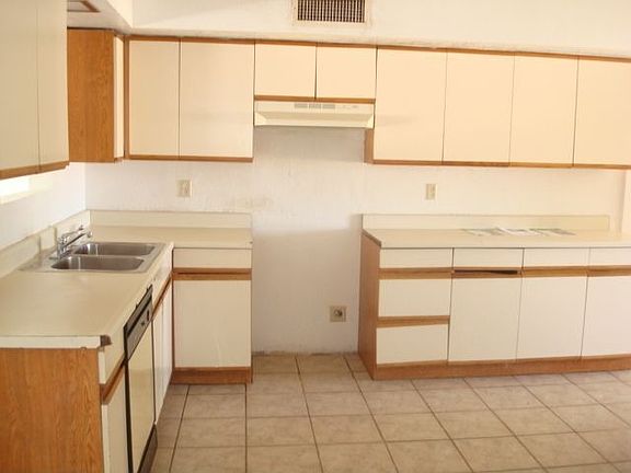 3rd image of 6419 W Roosevelt St