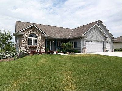 N100W16650 Revere Ln, Germantown, WI, 53022