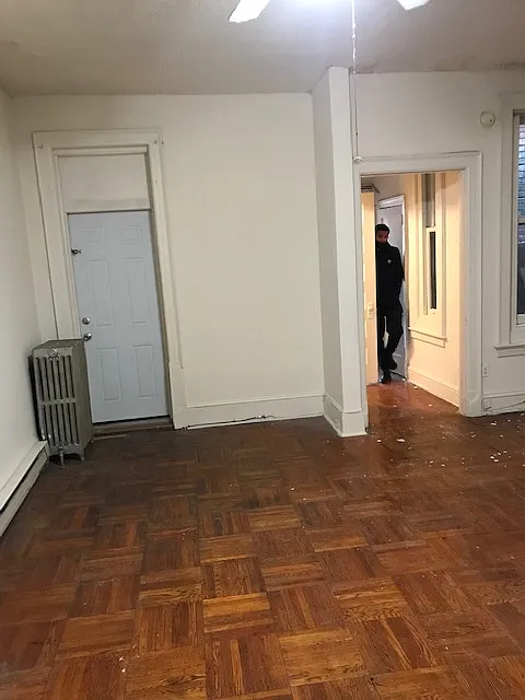 1 bed, 650 sqft, $1,300 — Photo 2