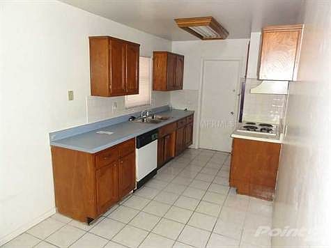 4th image of 8144 15th Way N