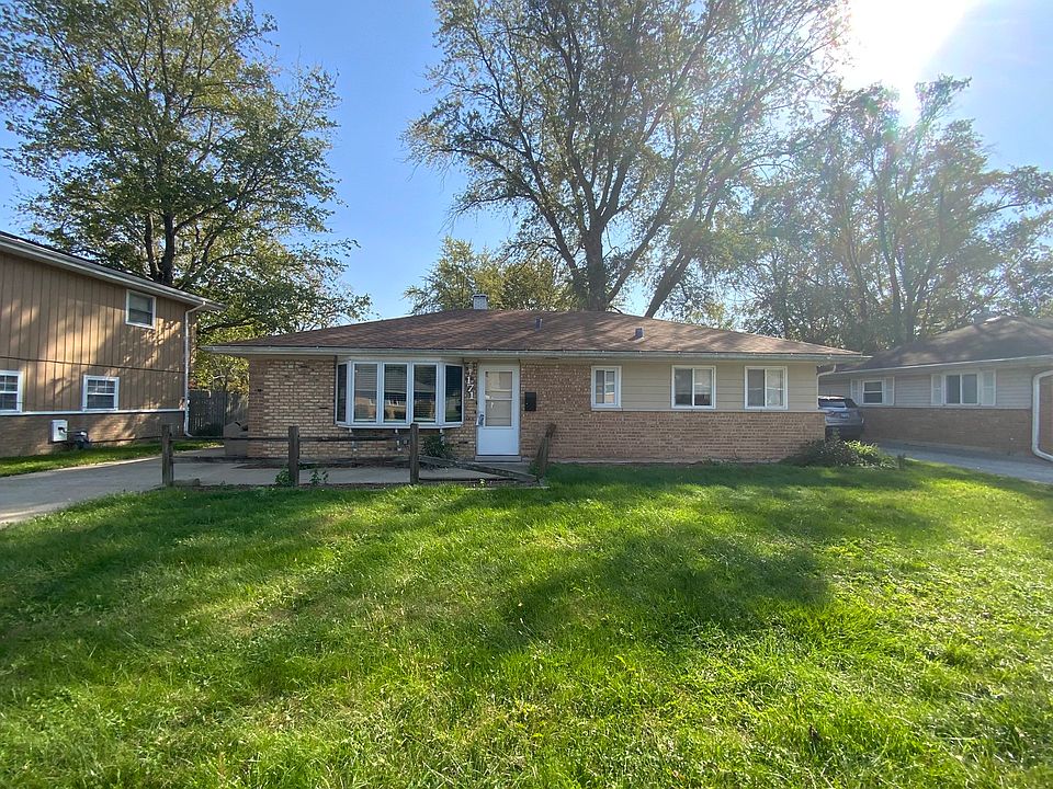 1st image of 171 Nanti St