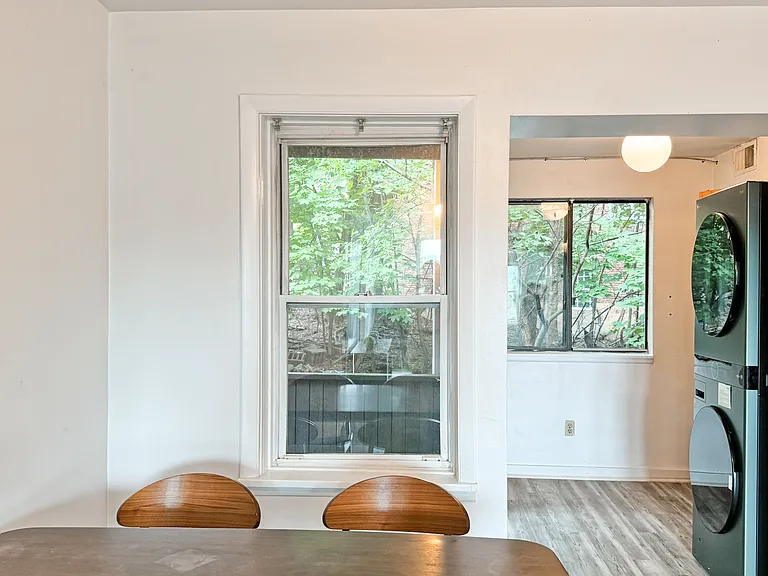 5737 Hobart St #3 — Photo 6