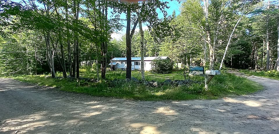 2nd image of 170 Upper Oxbow Rd