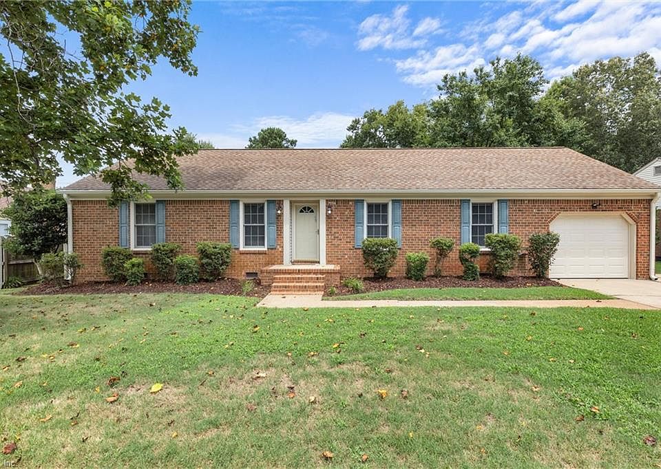 1st image of 904 Weeping Willow Dr