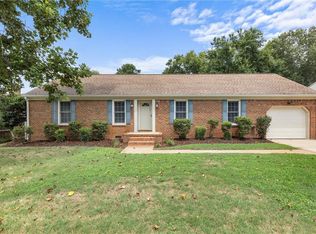 904 Weeping Willow Dr, Chesapeake, VA 23322